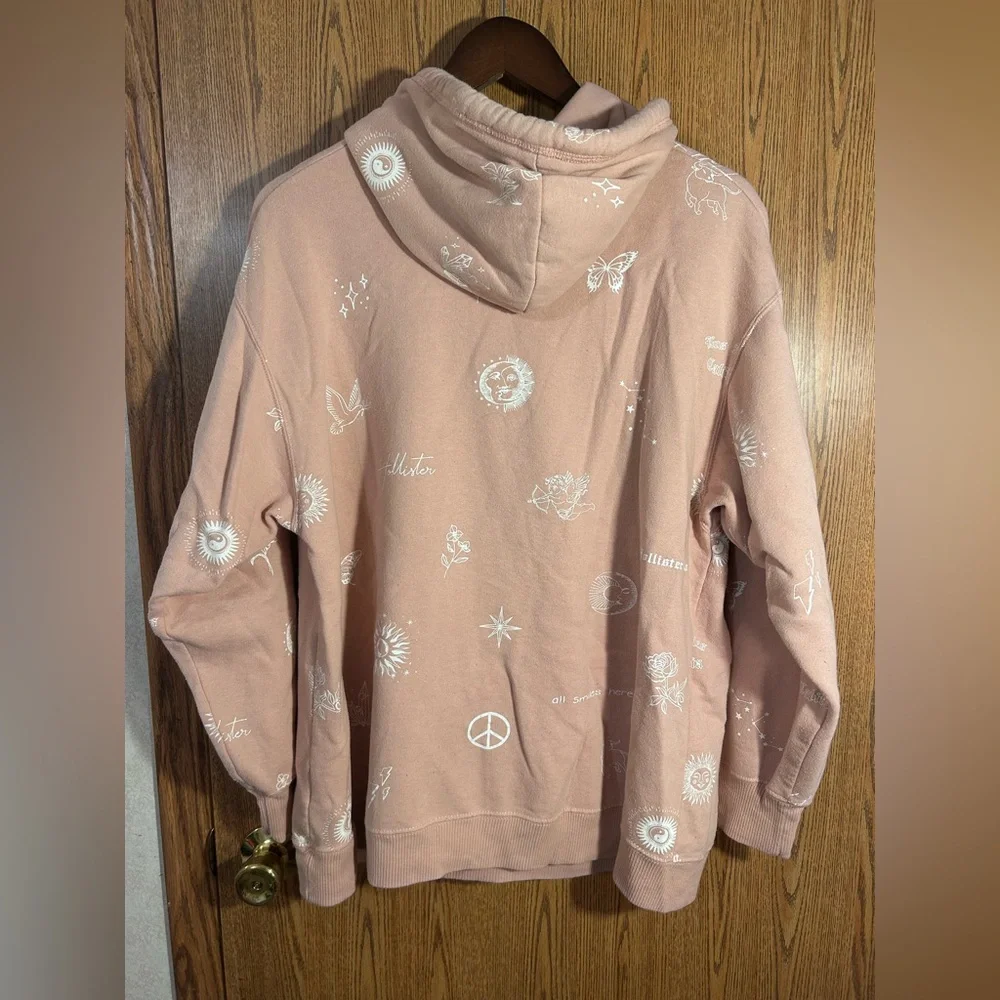 Hollister x Charlie D’Amelio Hooded Sweatshirt - Picture 4 of 4